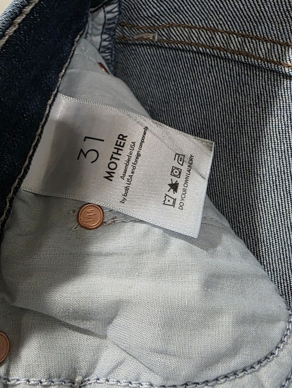 Mother The Tomcat Roller Skimp Flare Jeans - Picture 8 of 10